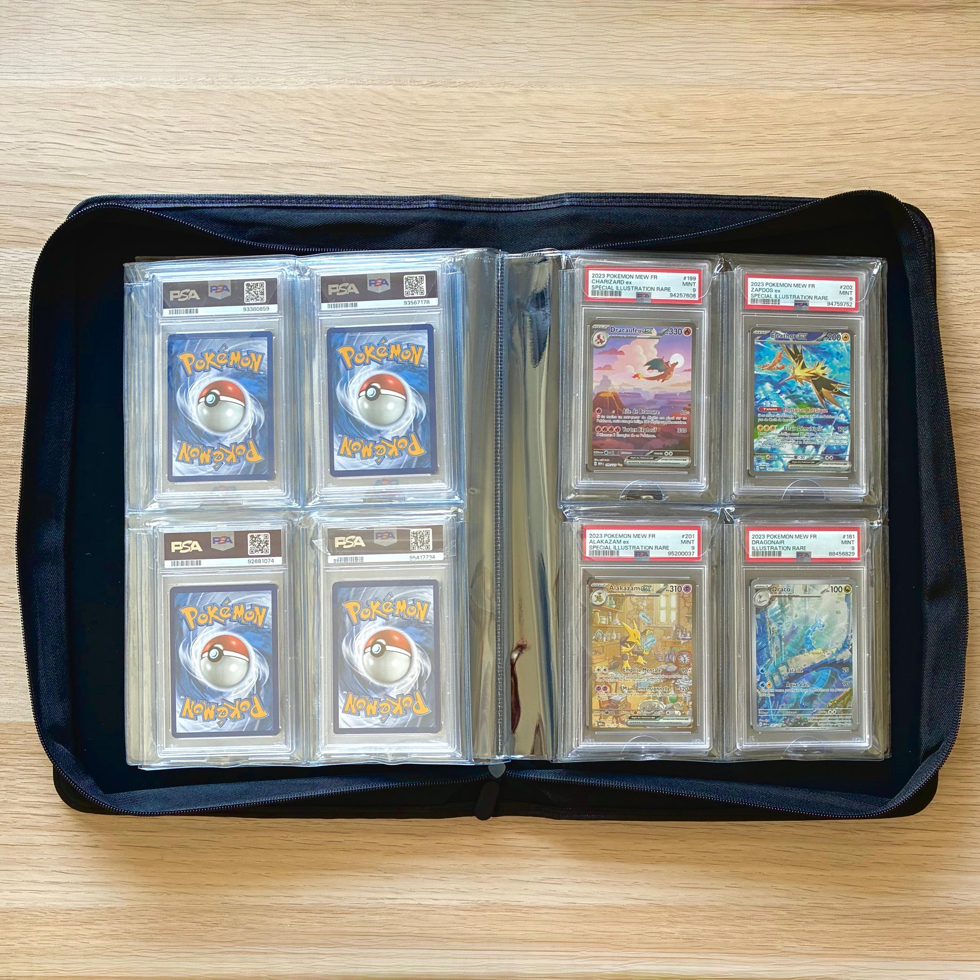 Classeur binder premium Demonshield pour cartes gradées PSA et PCA, 10 pages souples, capacité 40 cartes Pokémon